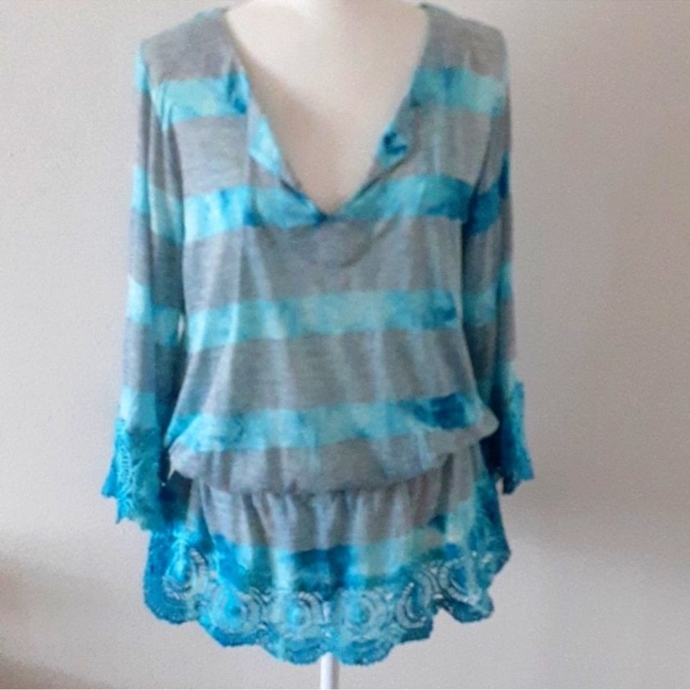 Anthropologie Language Los Angeles Striped V Neck Top Small